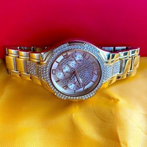 Gorgeous Guess crystal watch
